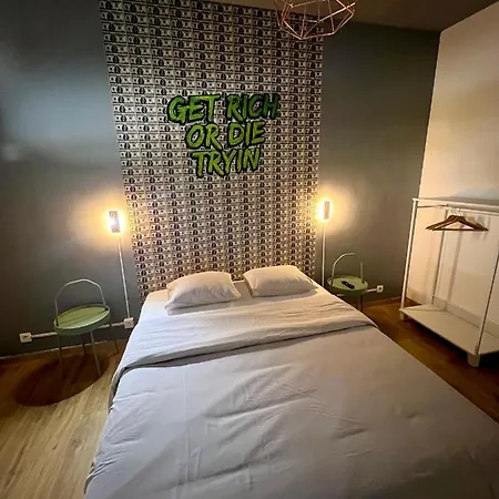 Capsule Casino - Jacuzzi - Billard - Netflix - Console & Jeux Apartment